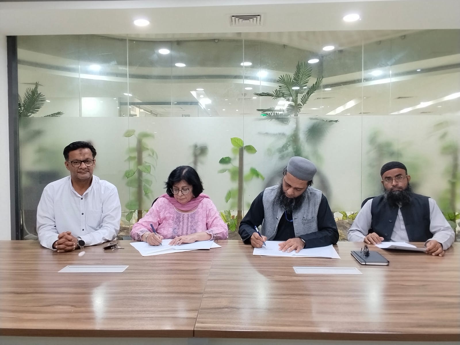 IoBM ORIC Signs MoU with Al-Sa’ee Group to Strengthen Research, Innovation, and Industry Collaboration